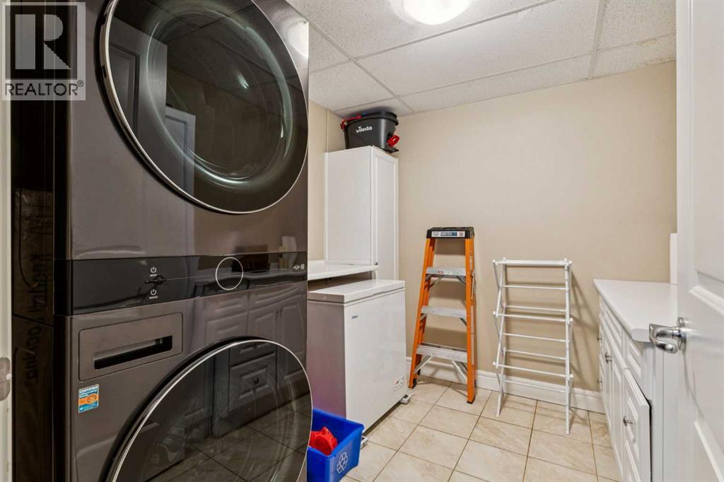 Single Family House for Sale in   Fish Creek Boulevard SW Evergreen Calgary 