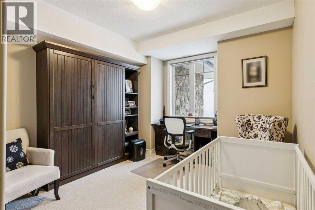 Single Family House for Sale in   Fish Creek Boulevard SW Evergreen Calgary 