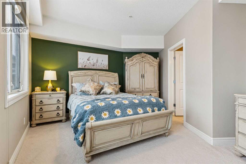 Single Family House for Sale in   Fish Creek Boulevard SW Evergreen Calgary 