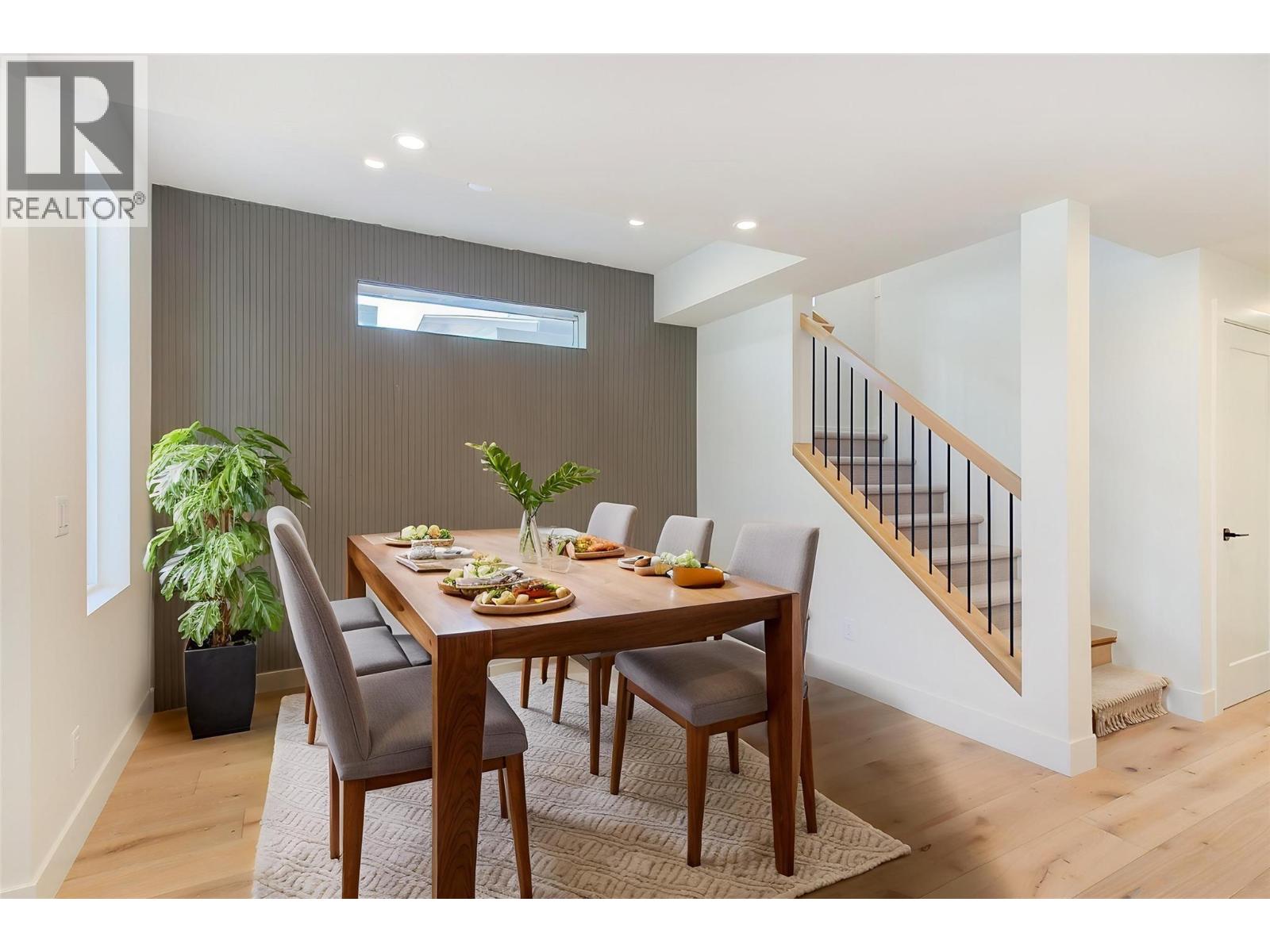  857 Kinnear Court, Kelowna