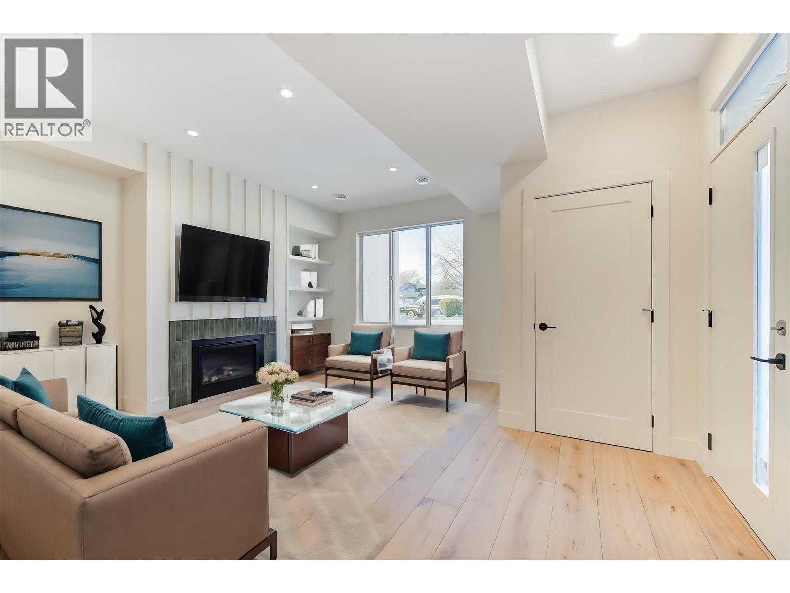  857 Kinnear Court, Kelowna