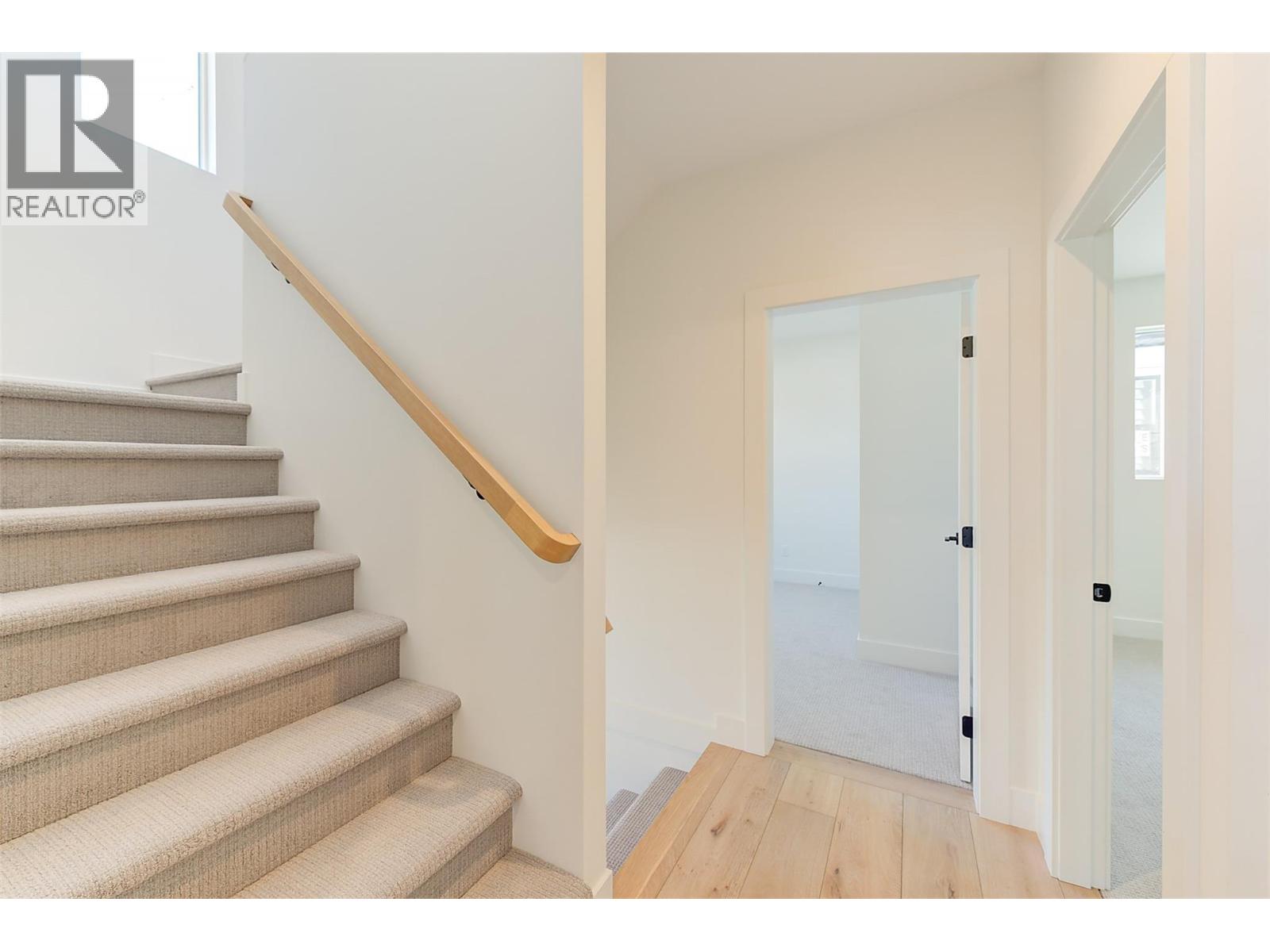  857 Kinnear Court, Kelowna