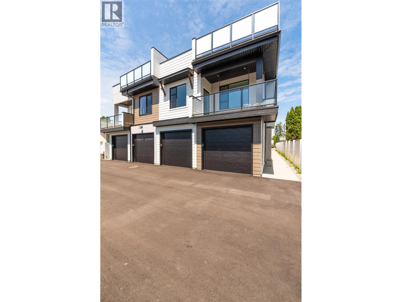  857 Kinnear Court, Kelowna