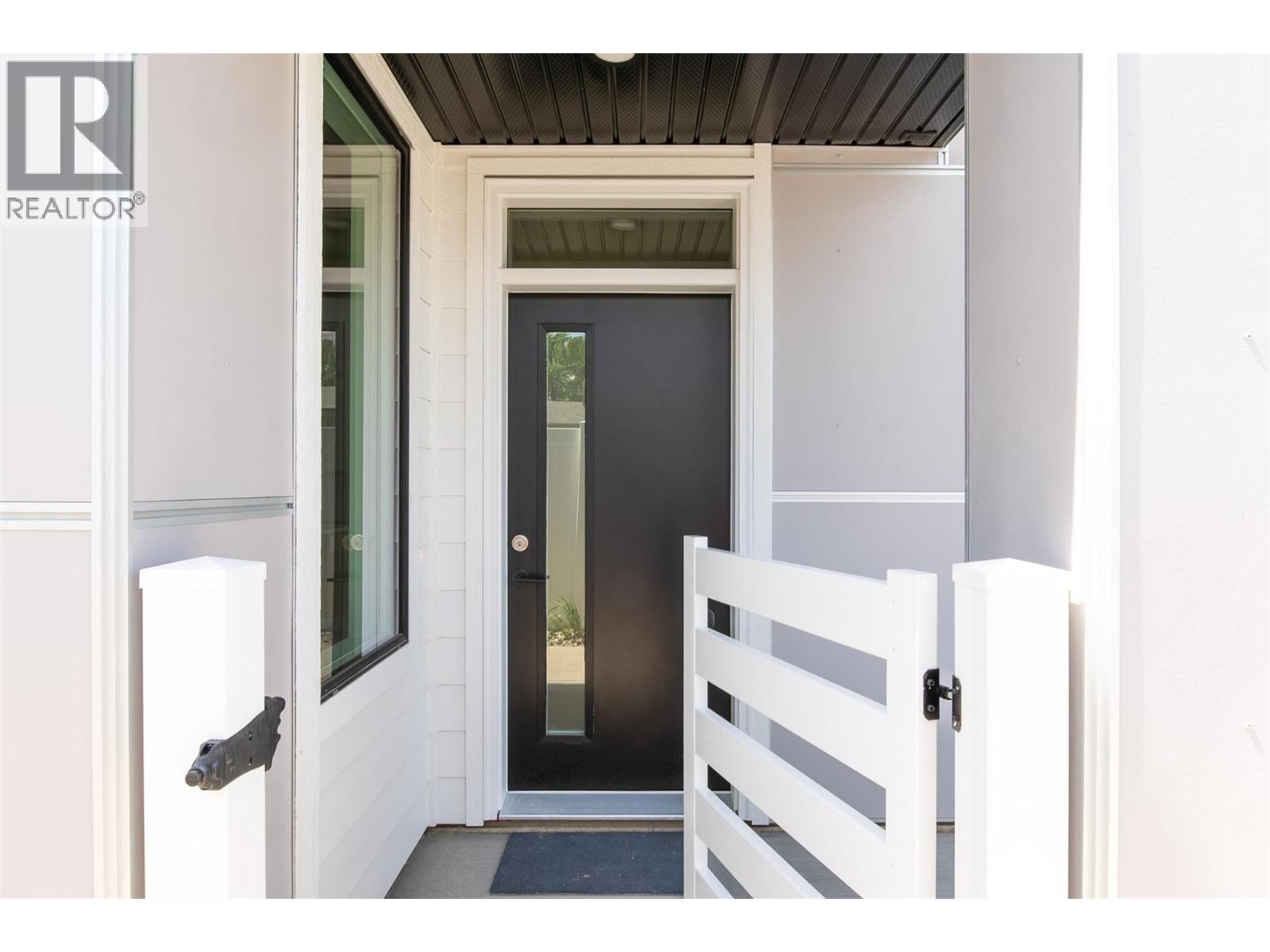  857 Kinnear Court, Kelowna