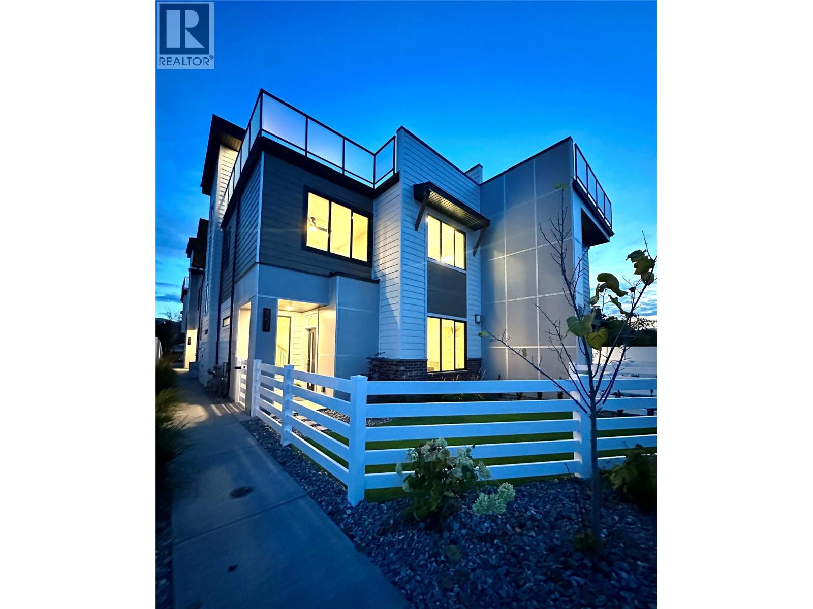  857 Kinnear Court, Kelowna