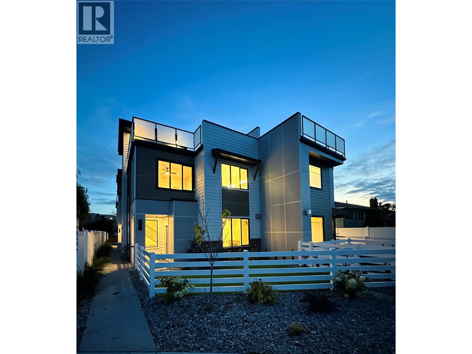  857 Kinnear Court, Kelowna