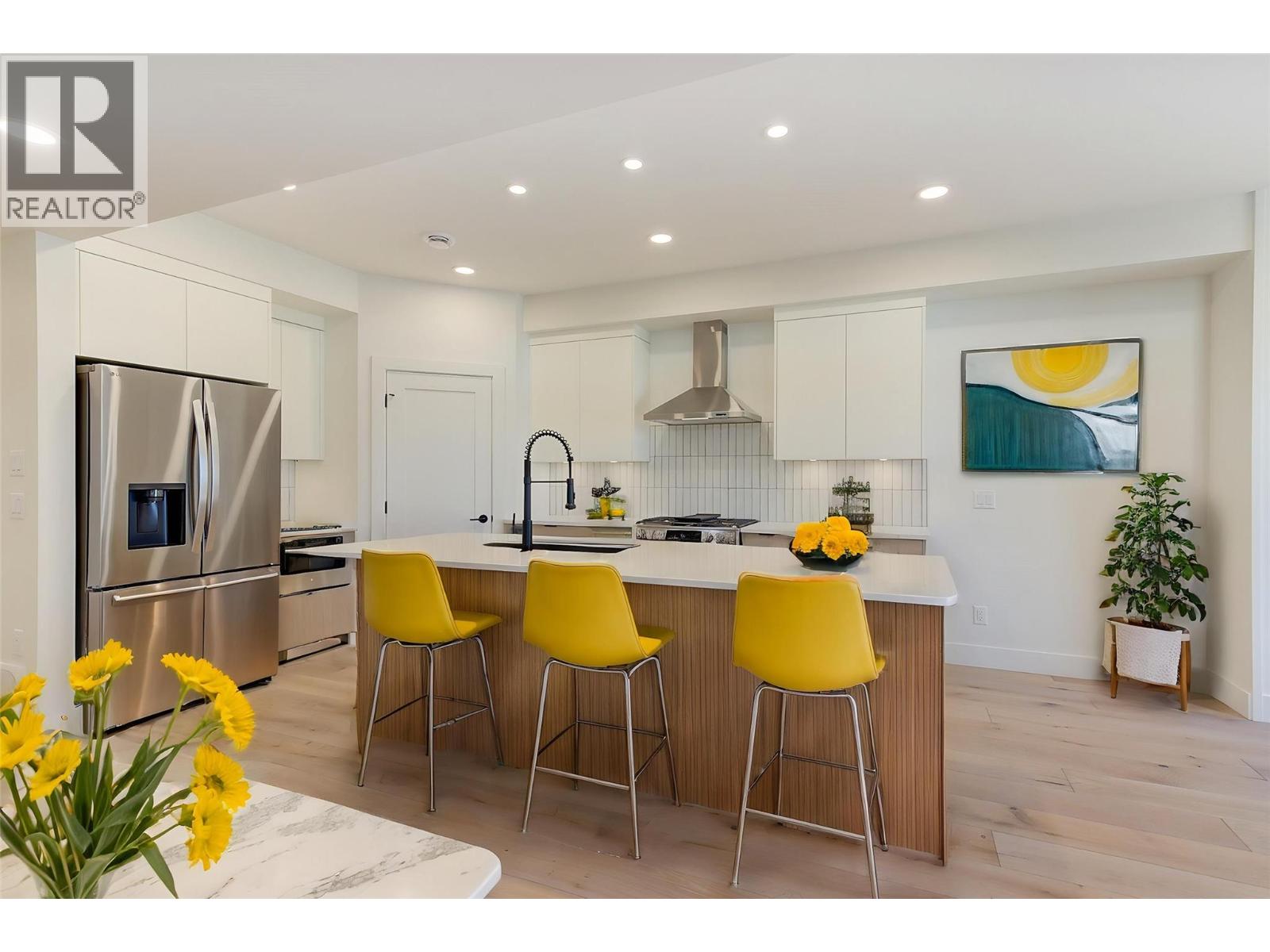  857 Kinnear Court, Kelowna