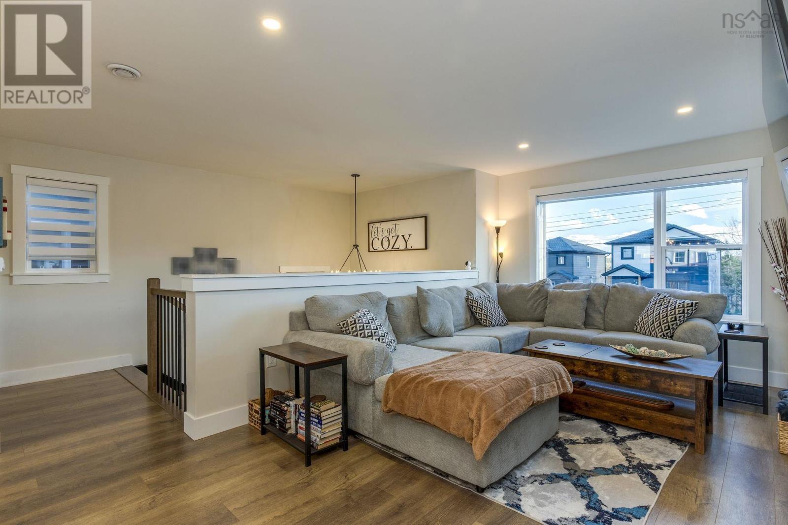 Property 5 of 50 of 39 Sam Crescent