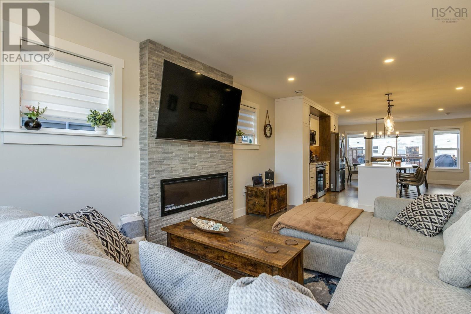 Property 7 of 50 of 39 Sam Crescent