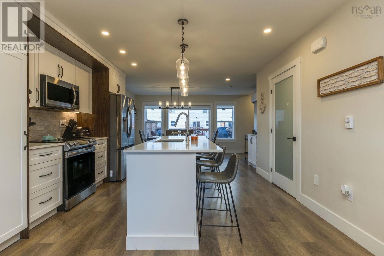 Property 9 of 50 of 39 Sam Crescent