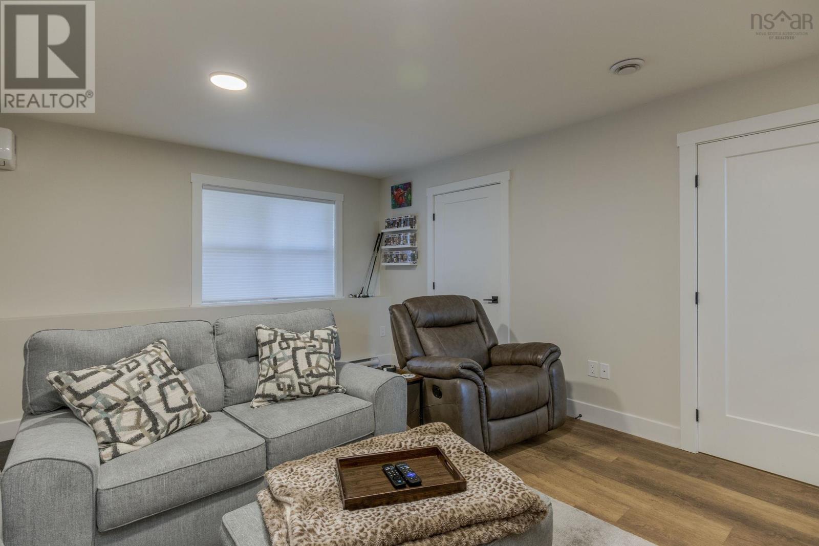 Property 43 of 50 of 39 Sam Crescent