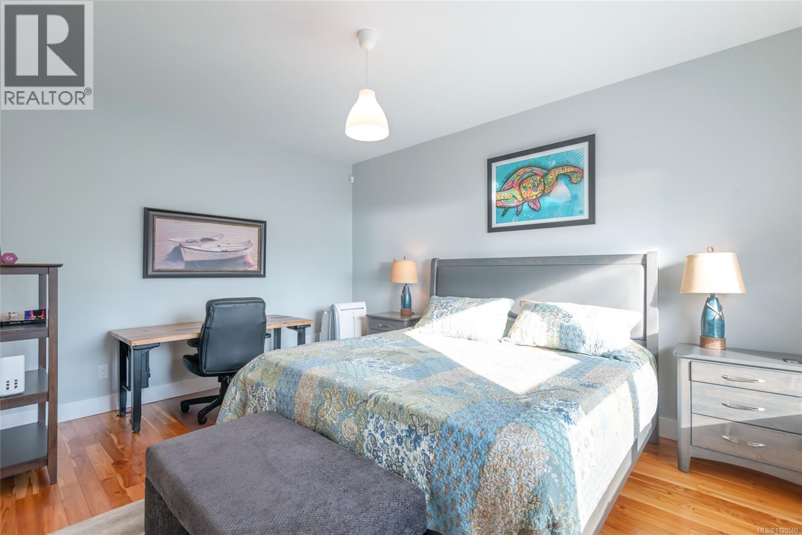 6373 Salal Rd - 32