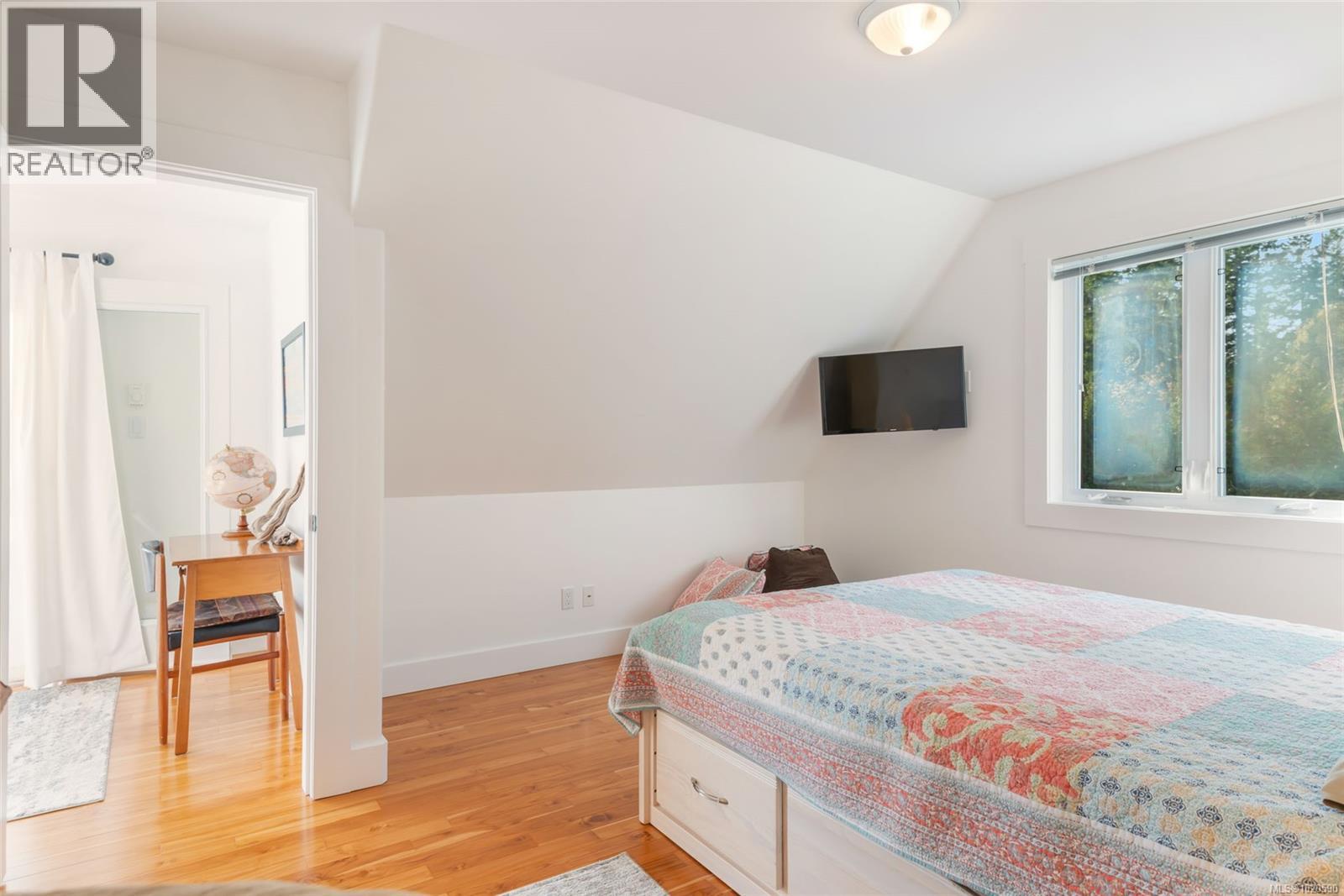 6373 Salal Rd - 47