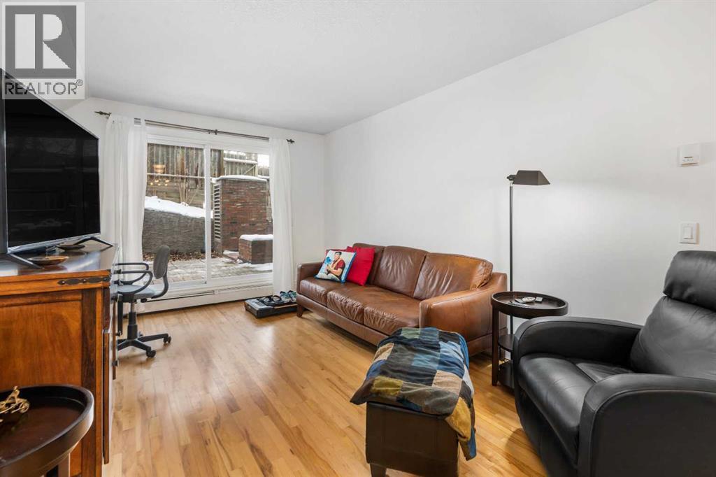 Single Family House for Sale in    Avenue NE Crescent Heights Calgary 