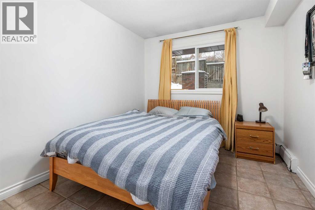 Single Family House for Sale in    Avenue NE Crescent Heights Calgary 