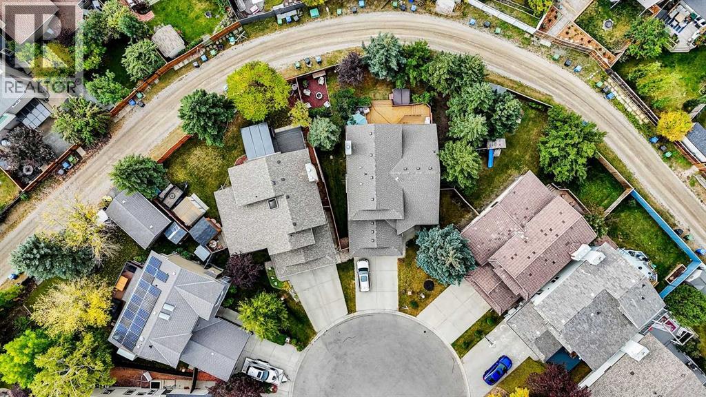 Single Family House 4 Level for Sale in  Wood Valley Place SW Woodbine Calgary 