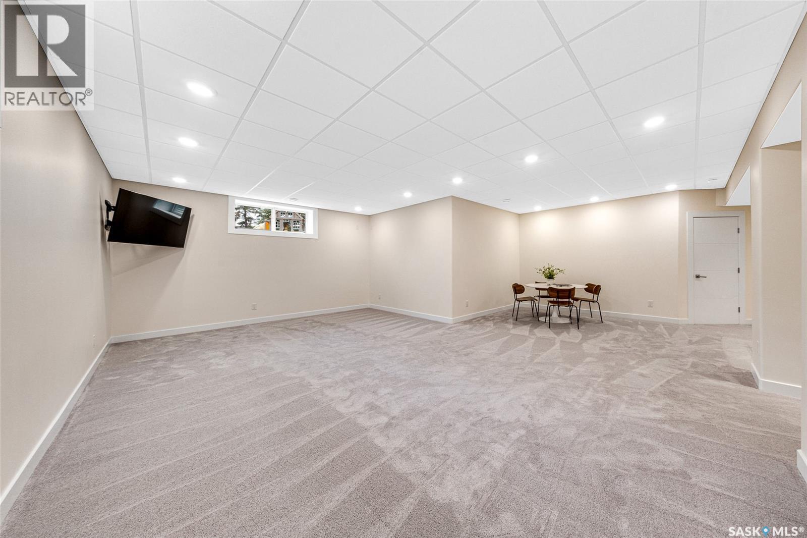 Single Family House 2 Level for Sale in  Atton CRESCENT Saskatoon 