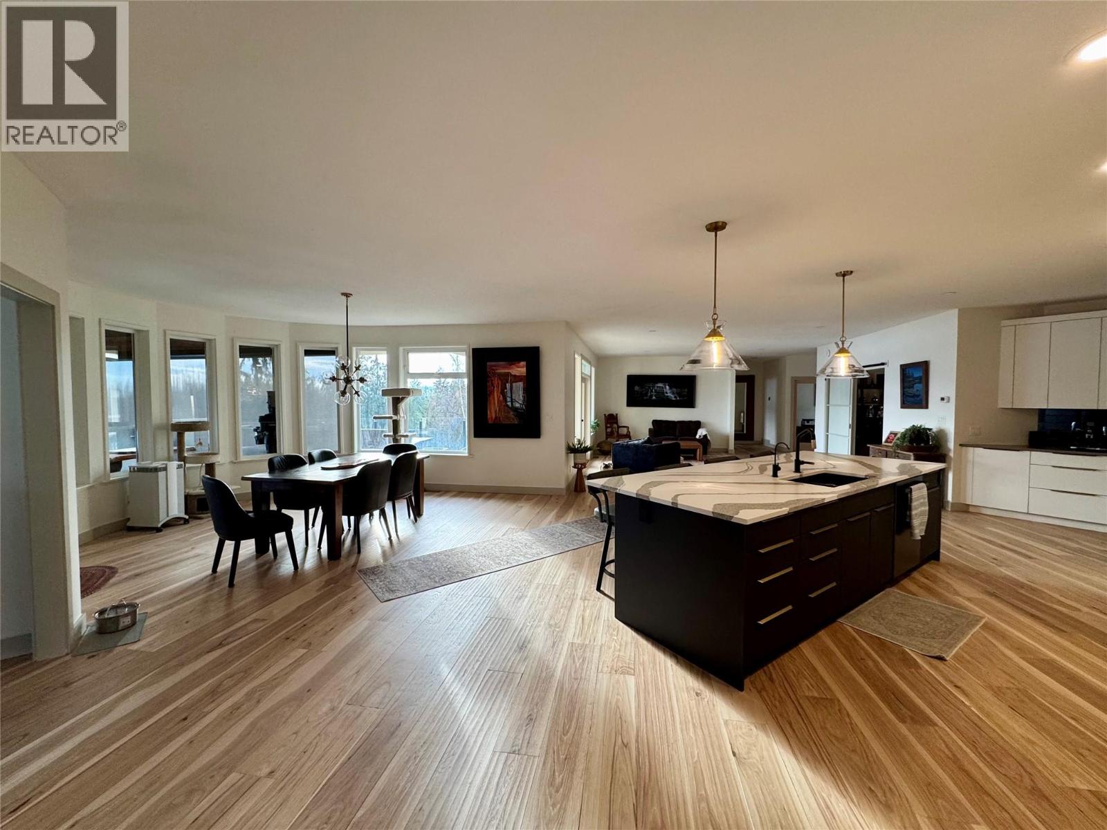  4465 Squilax-Anglemont Road, Scotch Creek