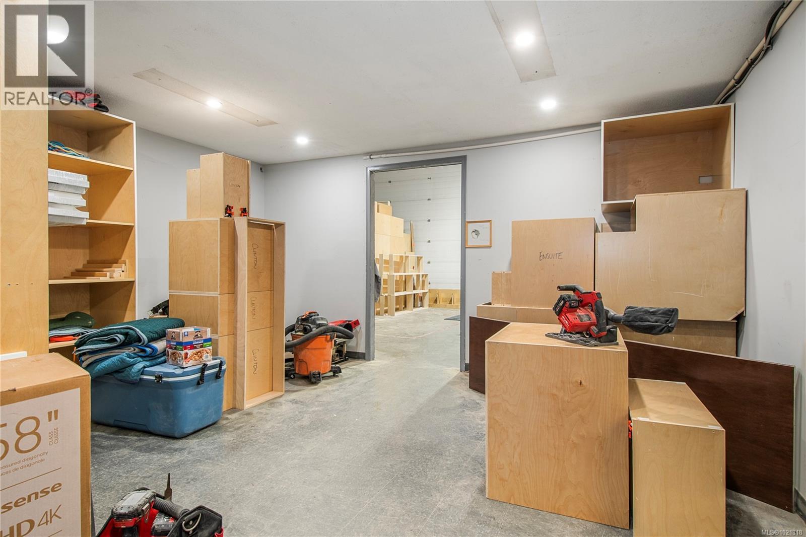 J, K, L, M 1580 Willow St, Campbell River