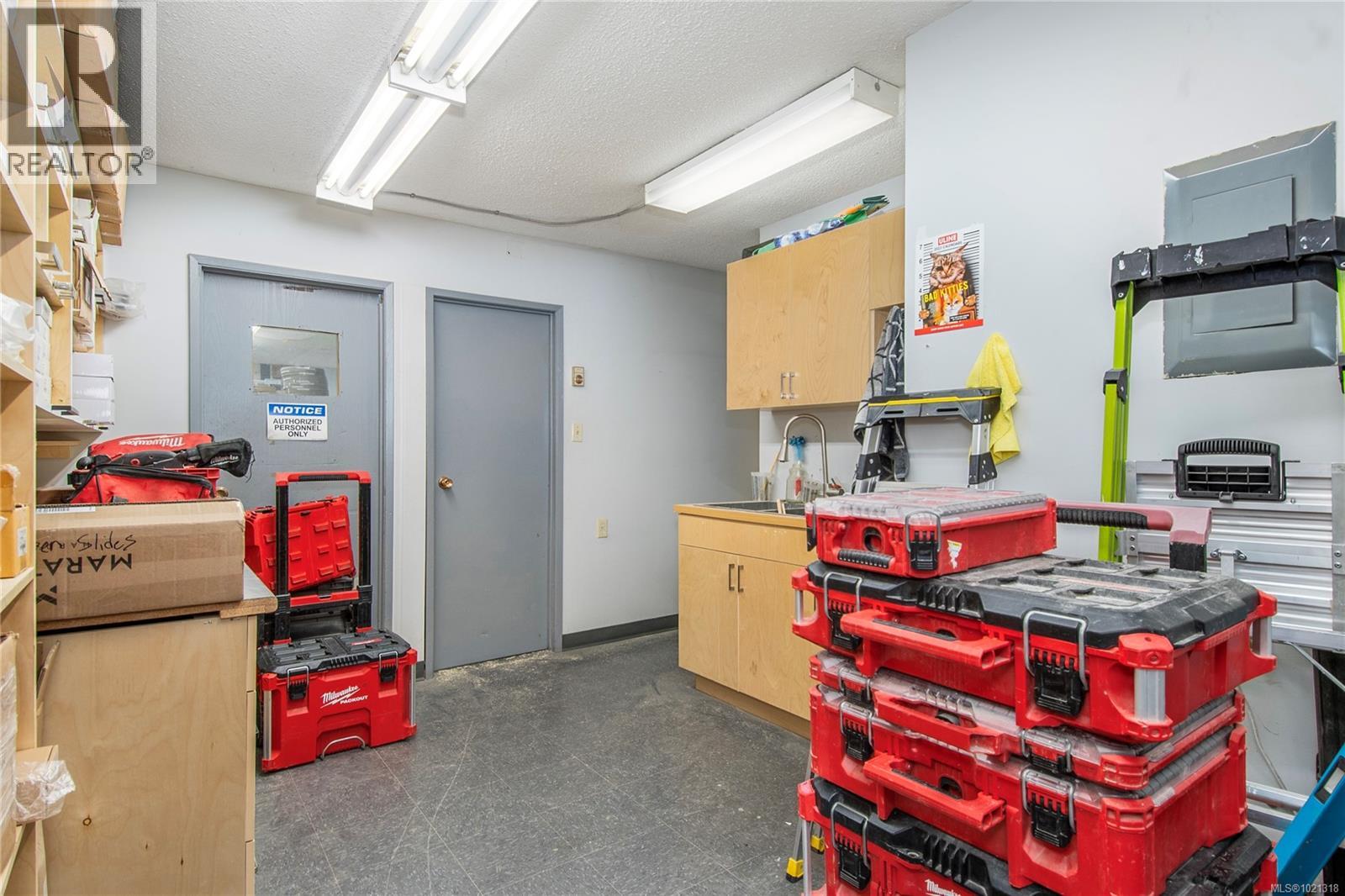 J, K, L, M 1580 Willow St, Campbell River