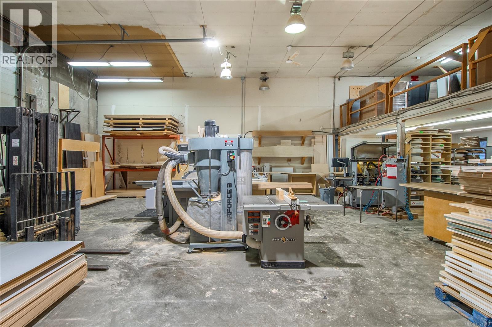 J, K, L, M 1580 Willow St, Campbell River