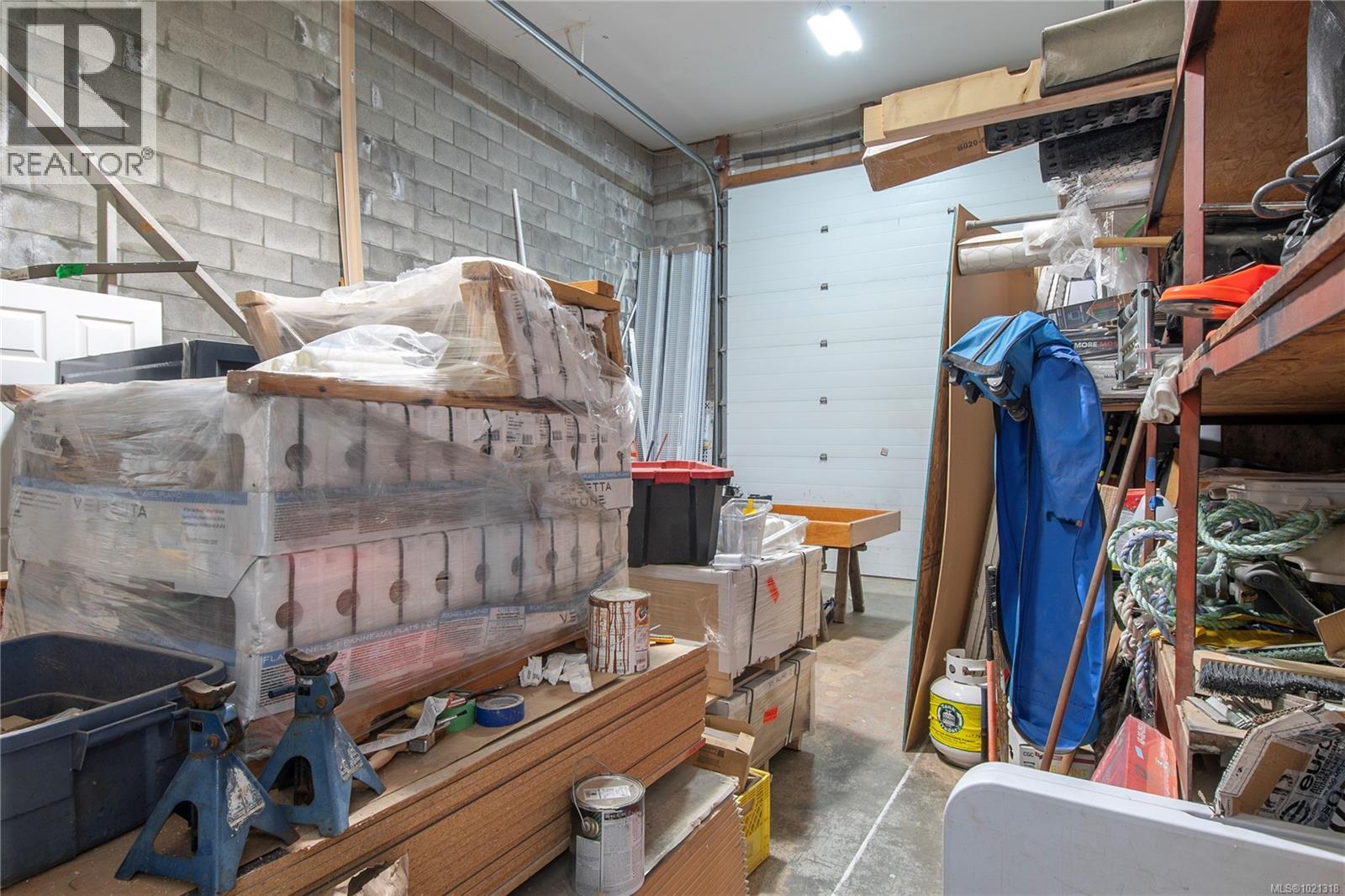 J, K, L, M 1580 Willow St, Campbell River