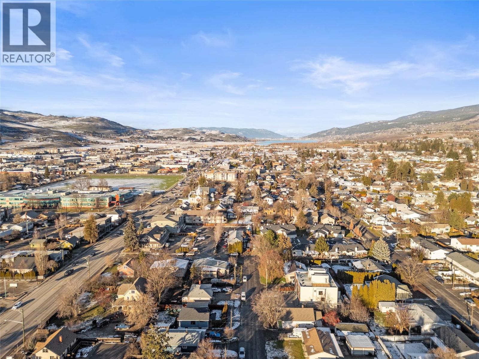 3 3907 26 Street, Vernon