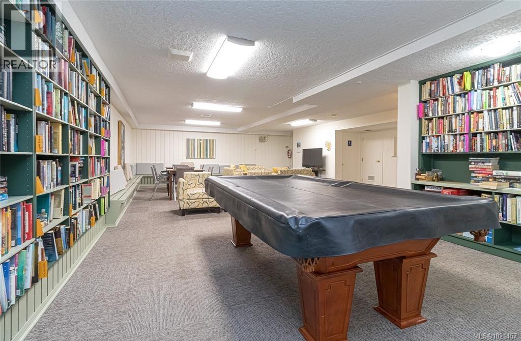 307 2050 White Birch Rd, Sidney