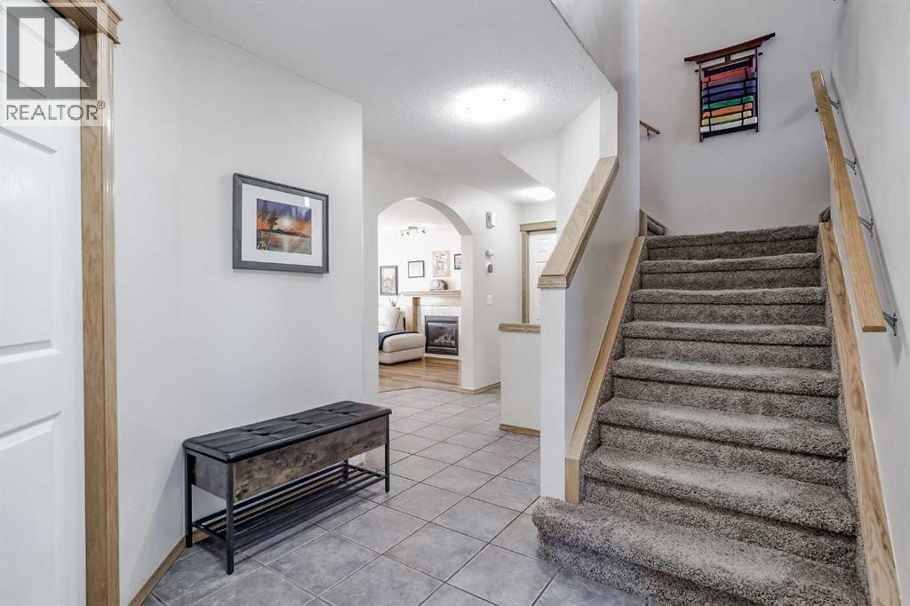 Single Family House for Sale in  Everstone Rise SW Evergreen Calgary 