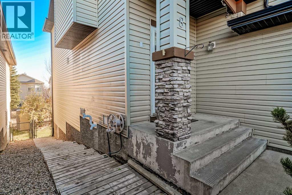 Single Family House for Sale in  Everstone Rise SW Evergreen Calgary 