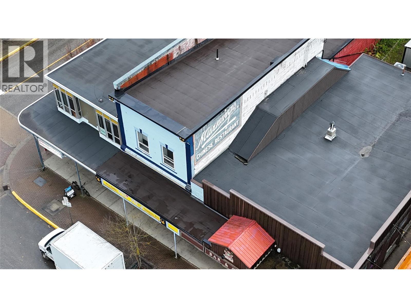  302 Mackenzie Avenue, Revelstoke