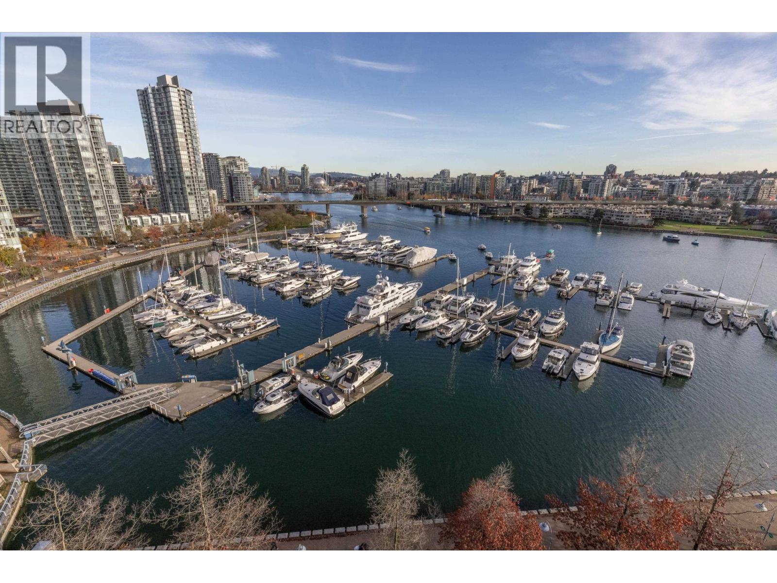 1601 1228 MARINASIDE CRESCENT - Main photo, Vancouver, British Columbia