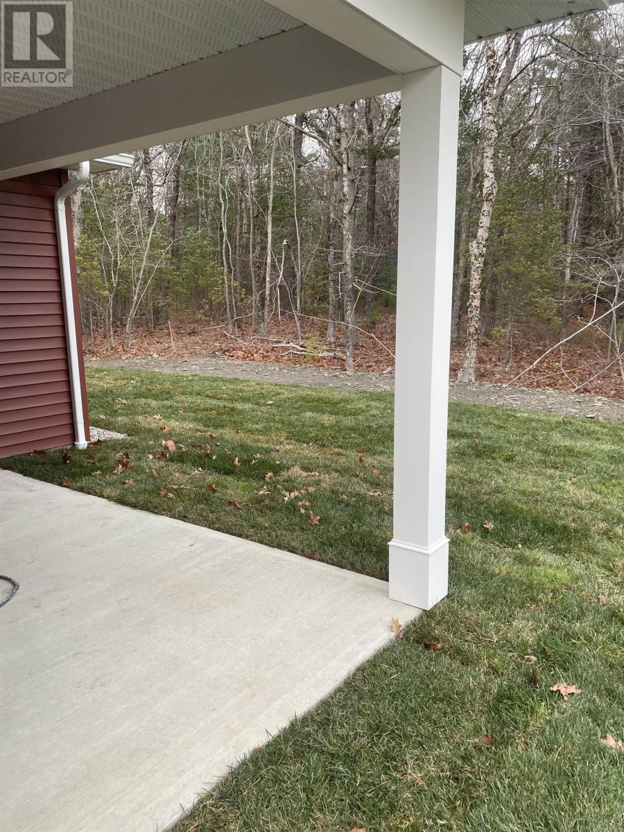 Property 22 of 27 of 546 GLEN ALLAN Drive