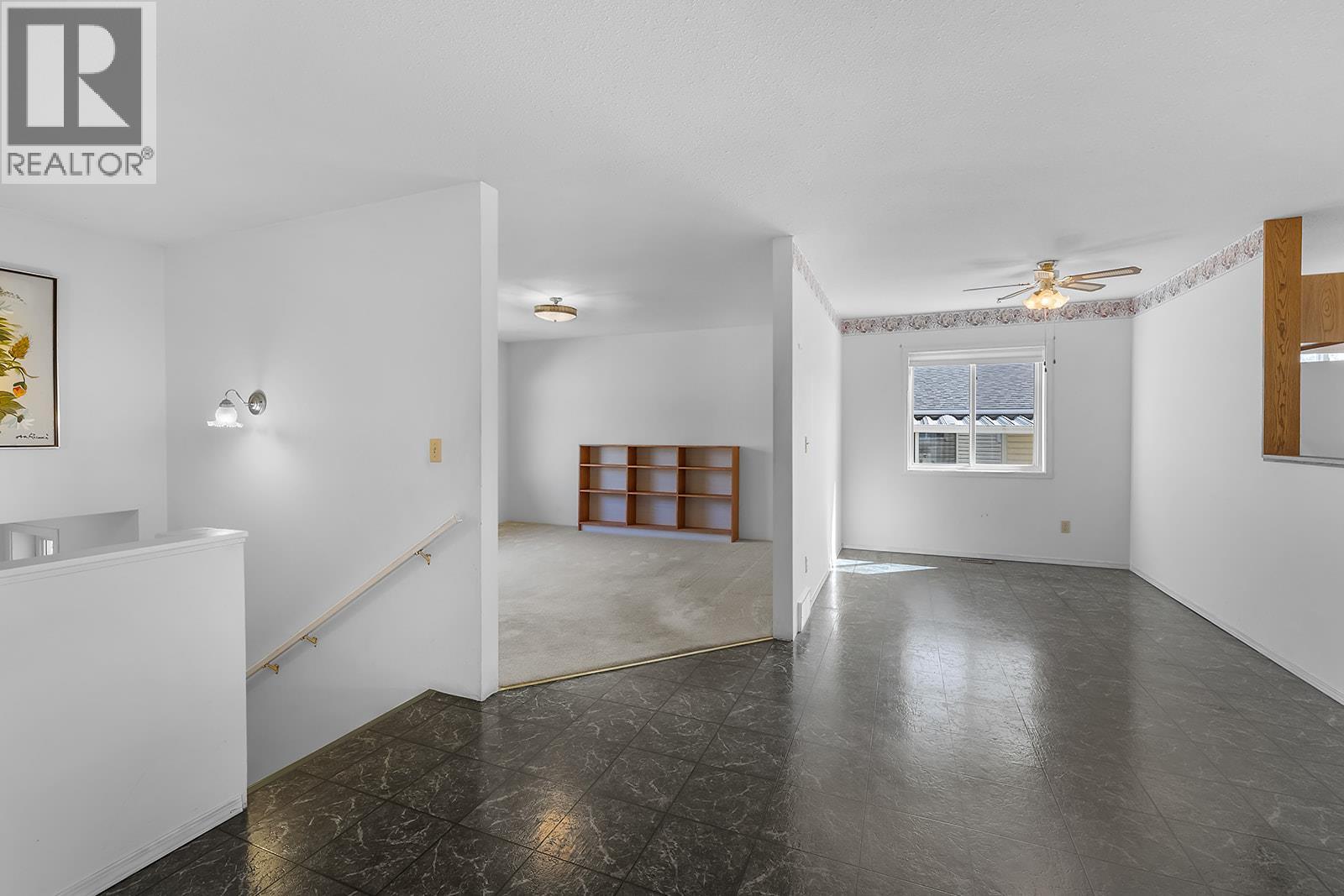 329 6th Ave S Avenue, Creston