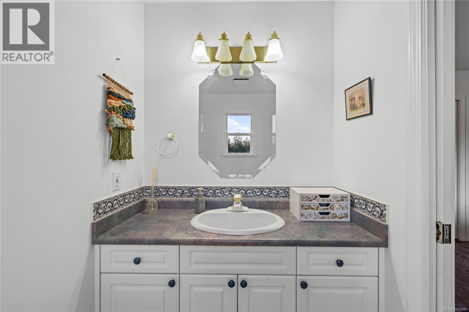 5145 Grouhel Rd, Ladysmith