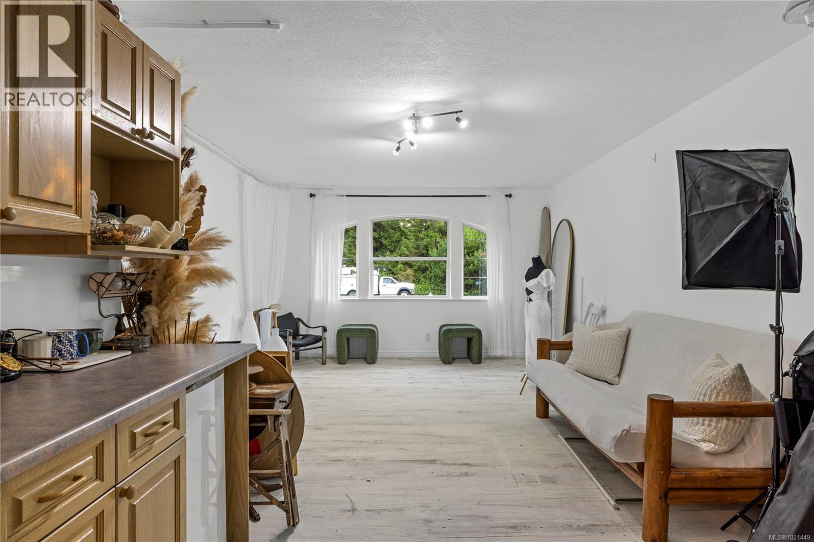 5145 Grouhel Rd, Ladysmith