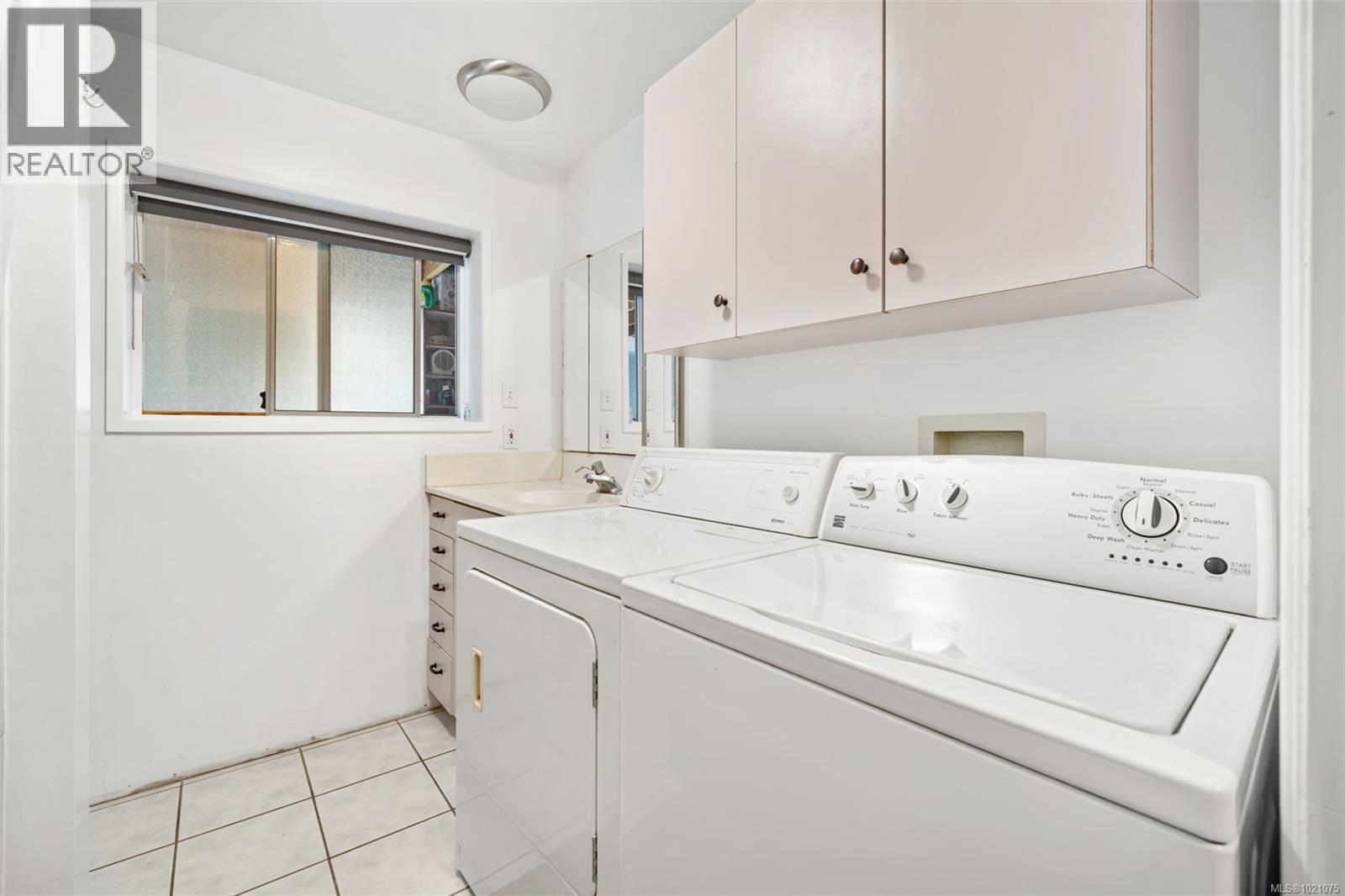 474 Sturdee St, Esquimalt