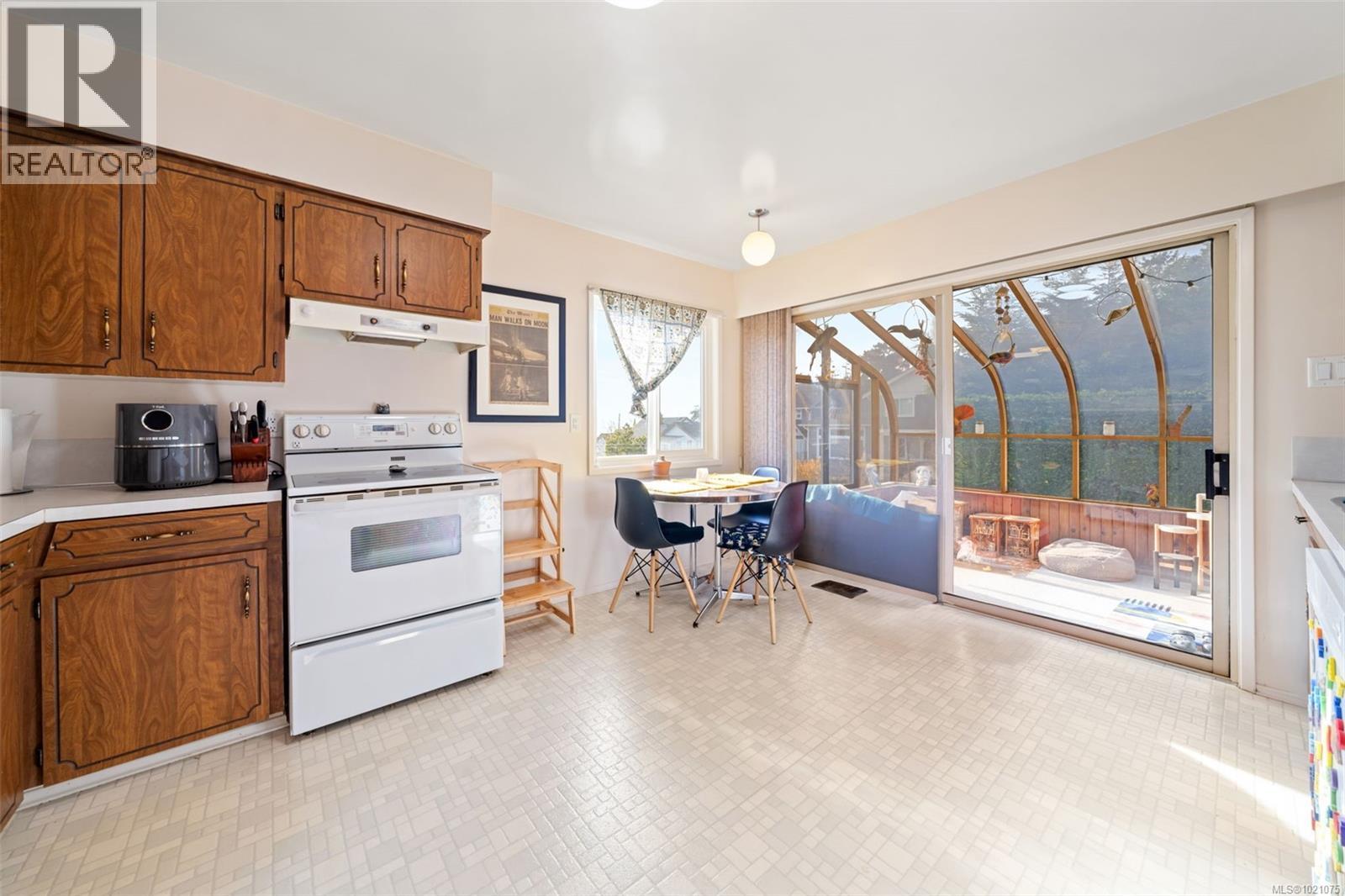 474 Sturdee St, Esquimalt