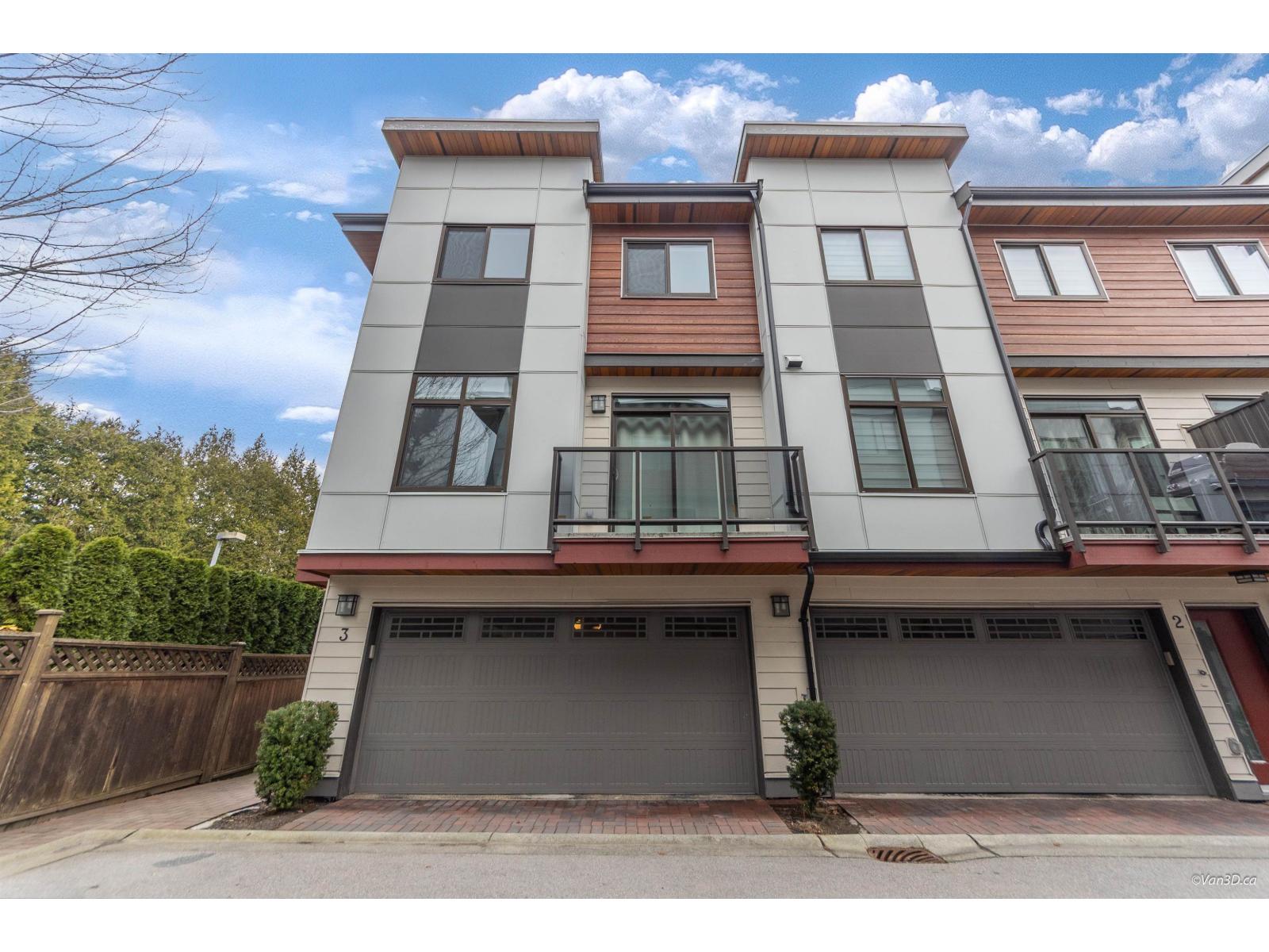 3 15885 16 AVENUE, Surrey