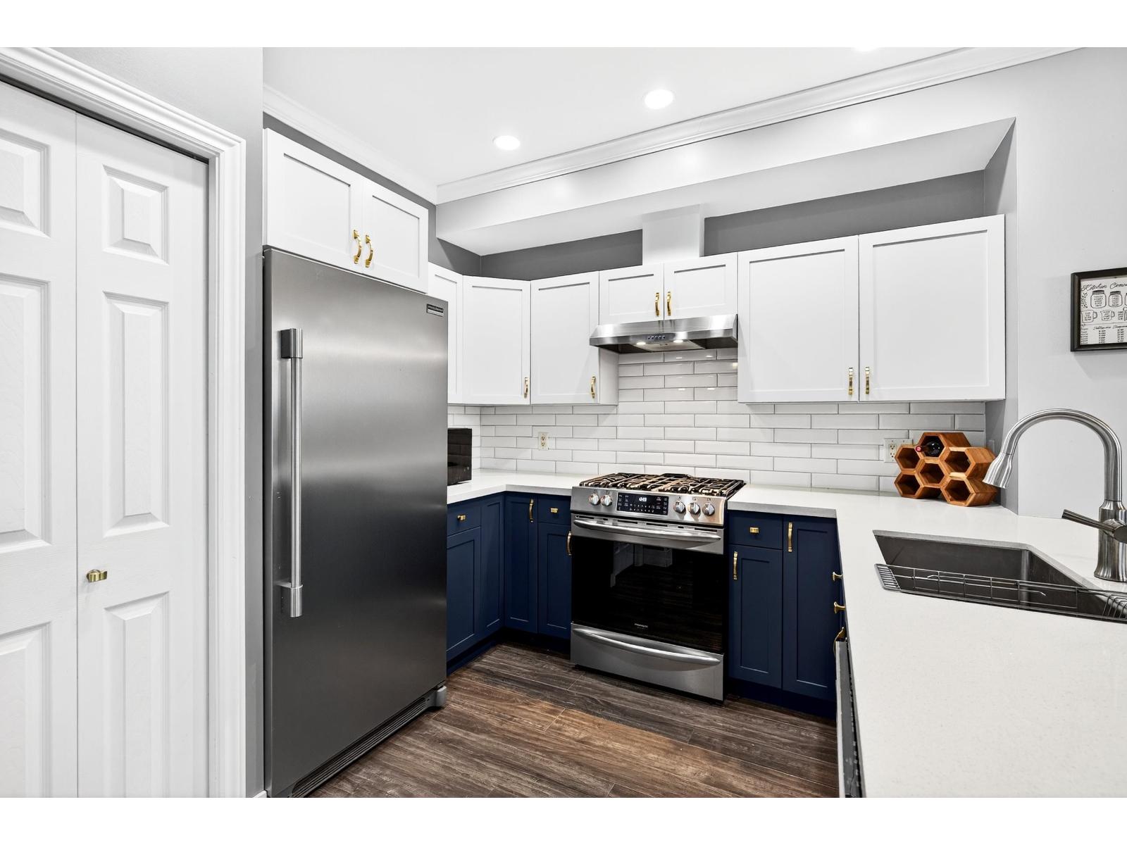 15 5900 JINKERSON ROAD, Promontory, Chilliwack