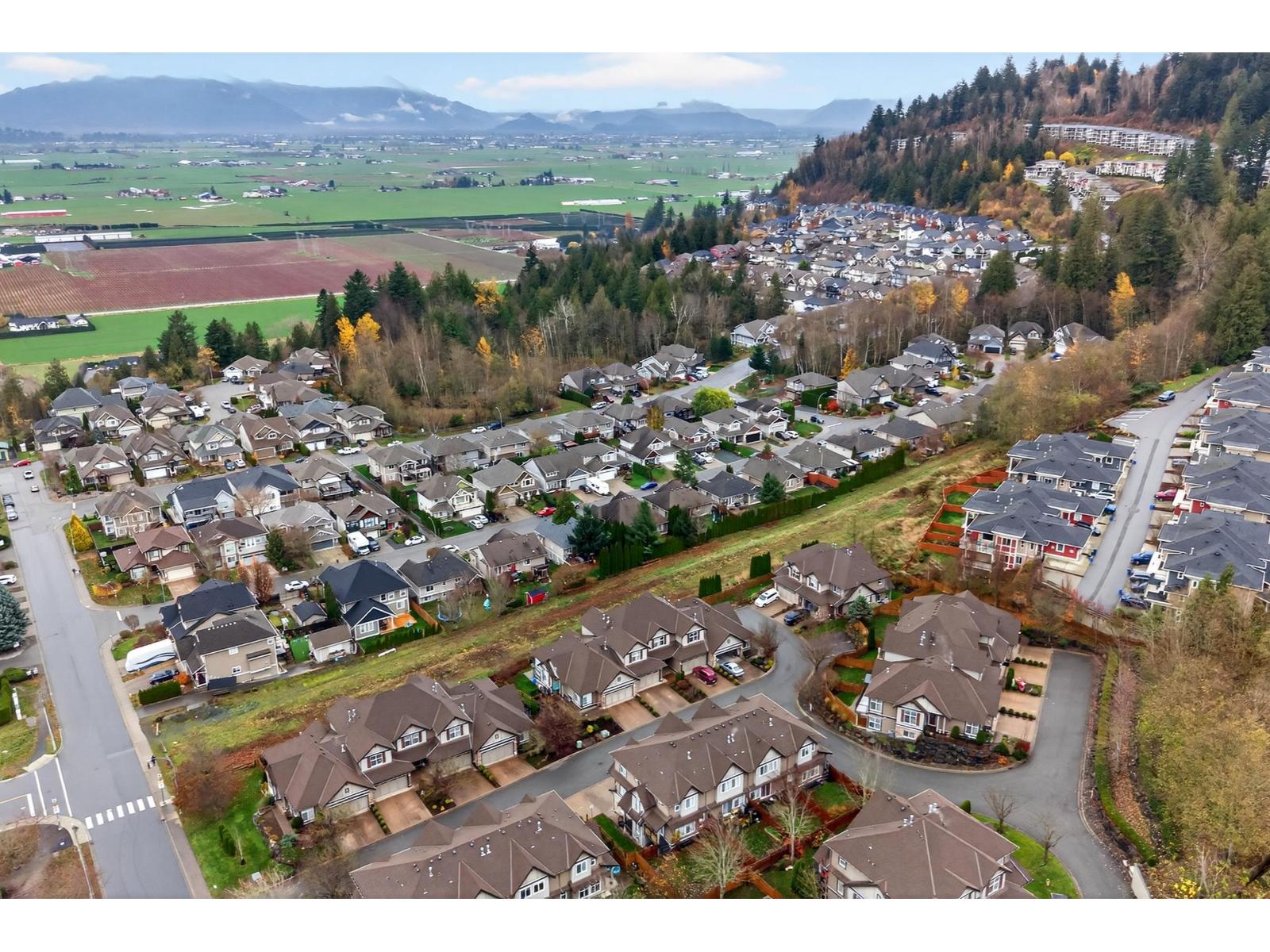 15 5900 JINKERSON ROAD, Promontory, Chilliwack