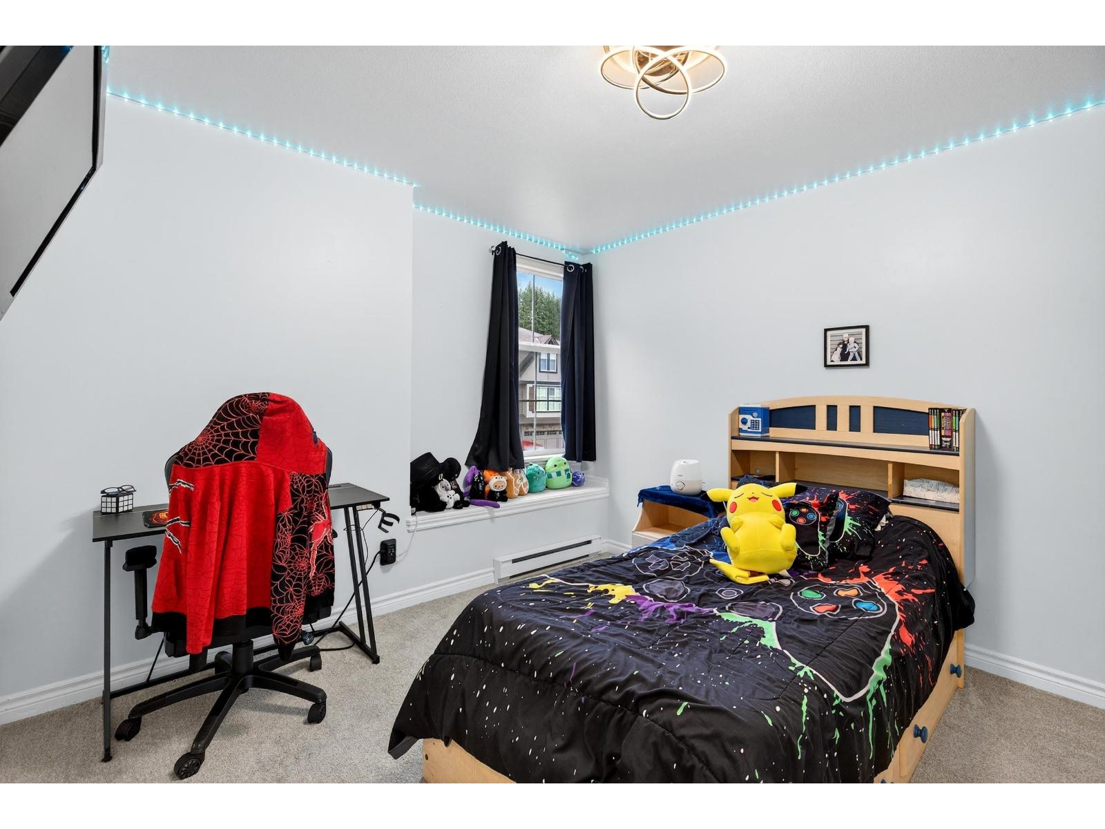 15 5900 JINKERSON ROAD, Promontory, Chilliwack