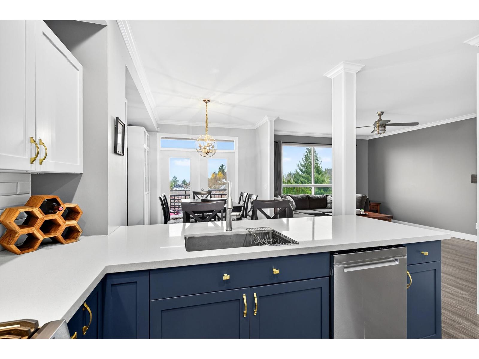 15 5900 JINKERSON ROAD, Promontory, Chilliwack