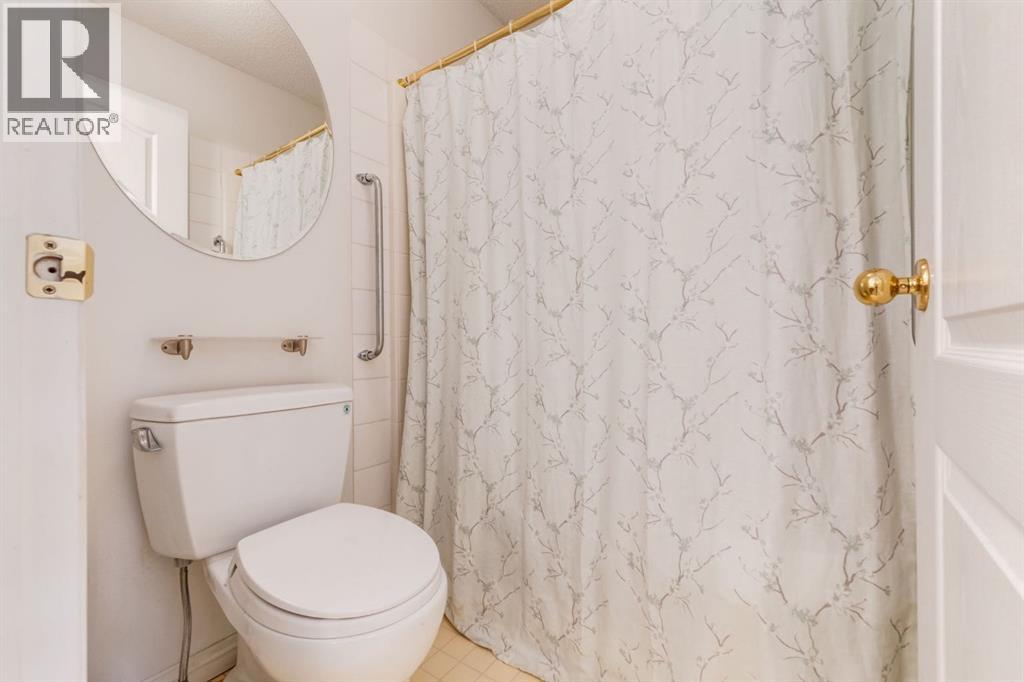 Single Family House for Sale in   Sirocco Drive SW Signal Hill Calgary 