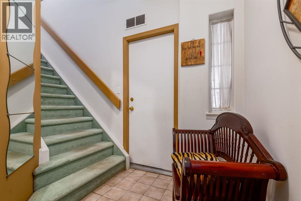 Single Family House for Sale in   Sirocco Drive SW Signal Hill Calgary 