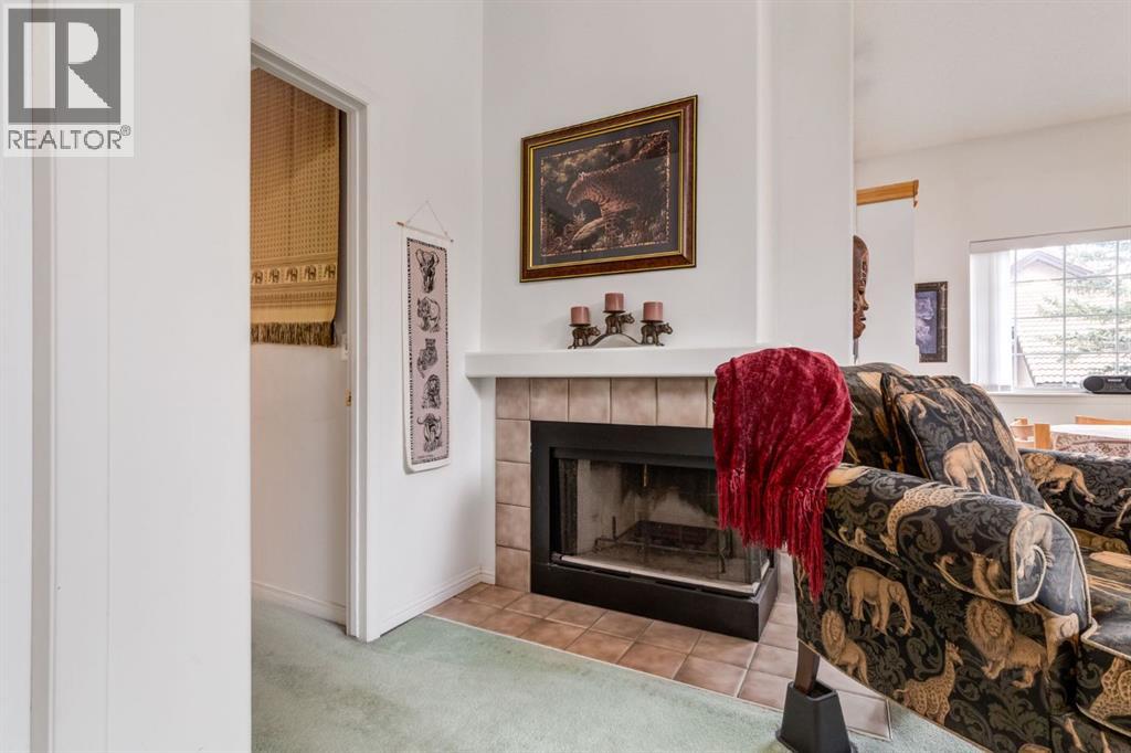 Single Family House for Sale in   Sirocco Drive SW Signal Hill Calgary 