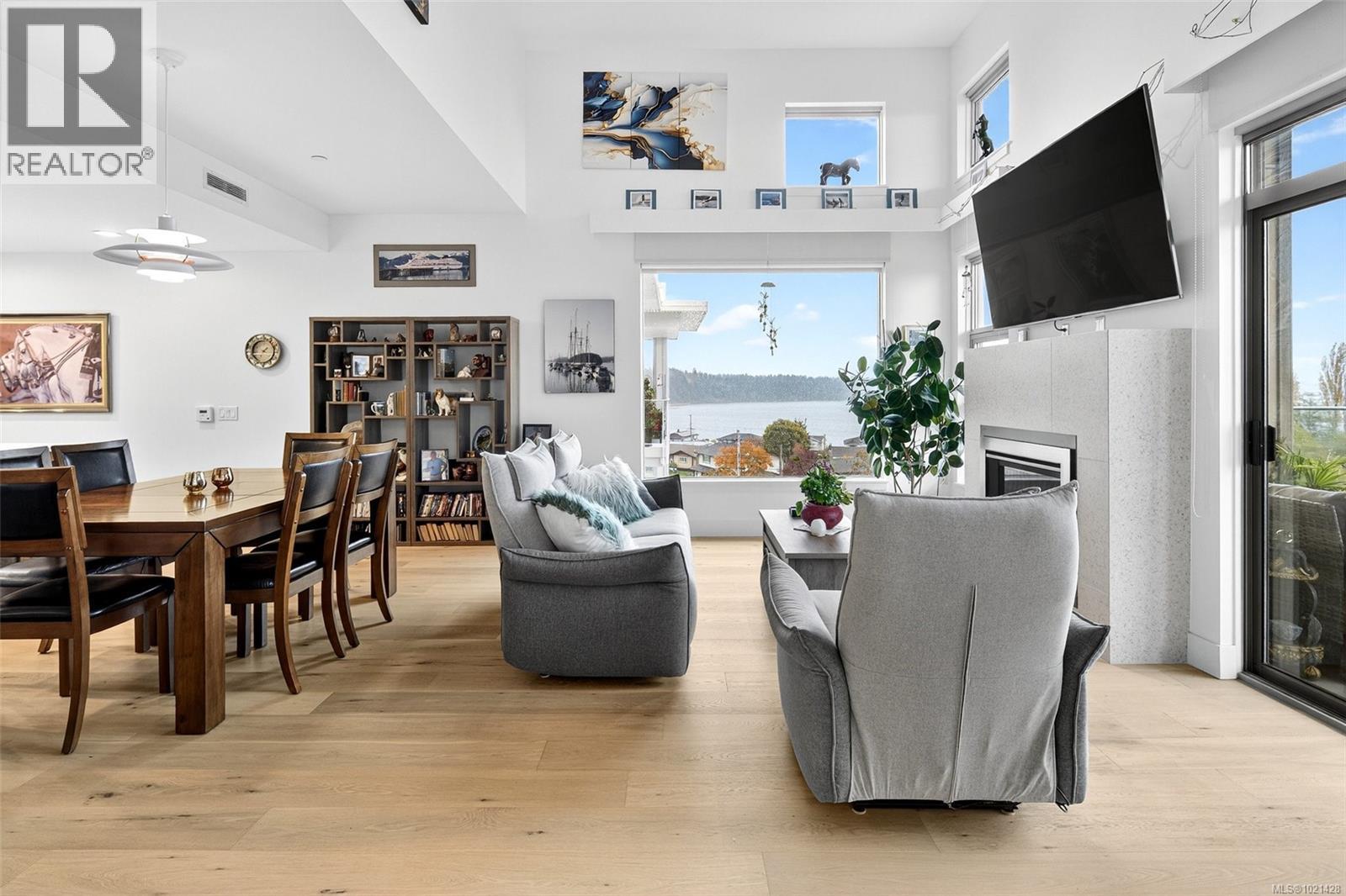 403 3223 Selleck Way, Colwood