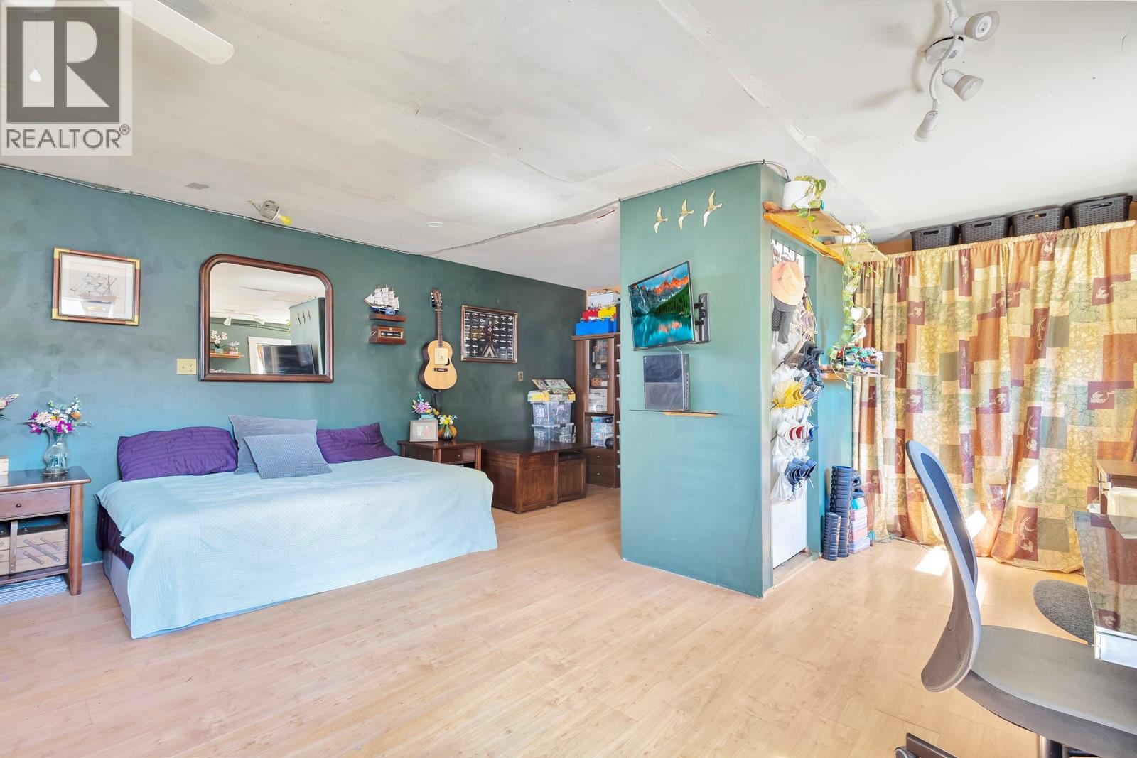  431 Valley Road, Kelowna