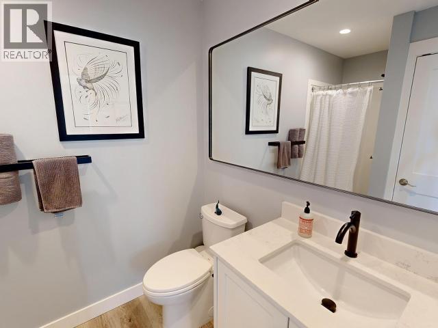 402-7175 DUNCAN STREET, Powell River