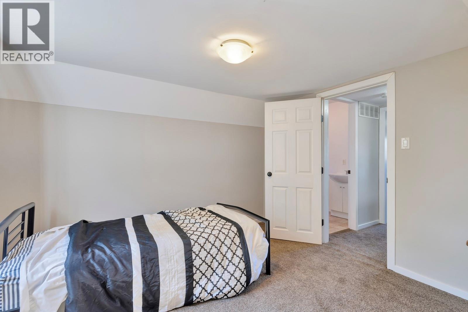  431 Valley Road, Kelowna